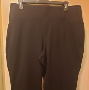 Lane bryant capri yoga pants size 22/24